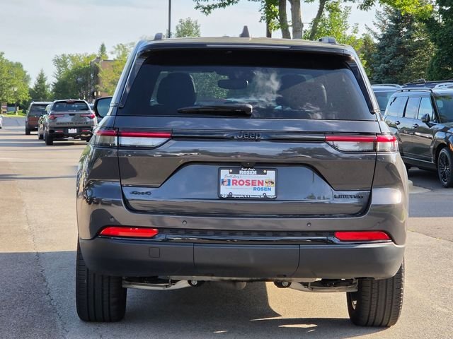 Used 2024 Gray Jeep Limited image 5