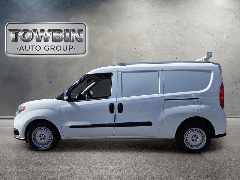 Used 2022 White Ram Base image 7