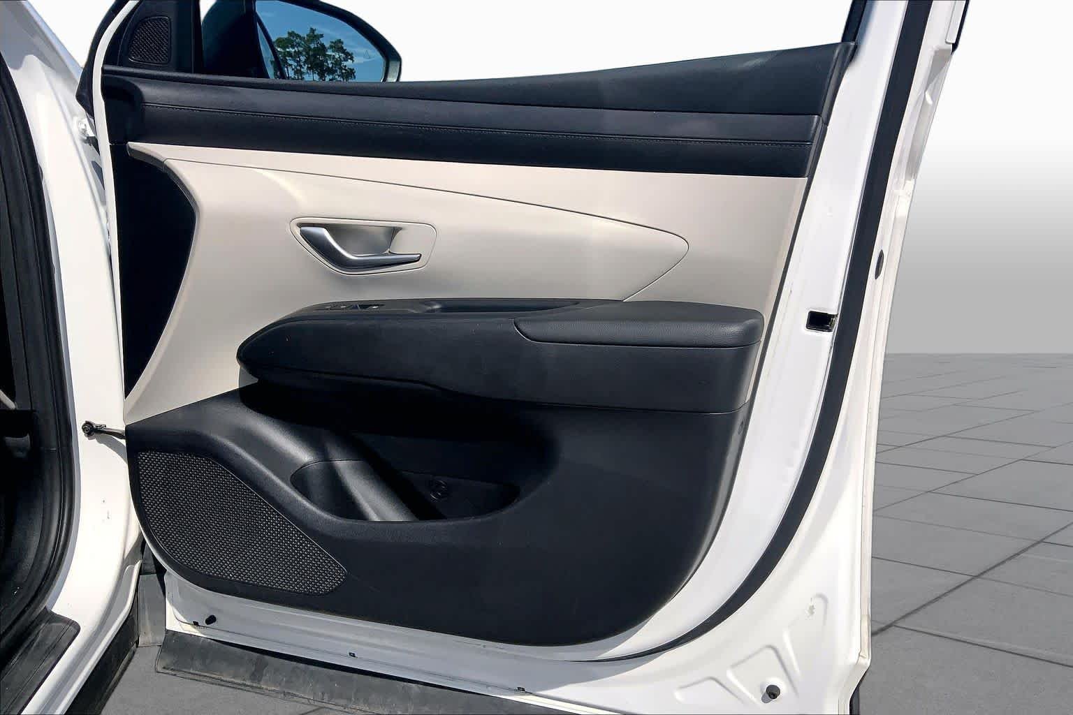 Used 2025 Serenity White Pearl Hyundai SEL image 22