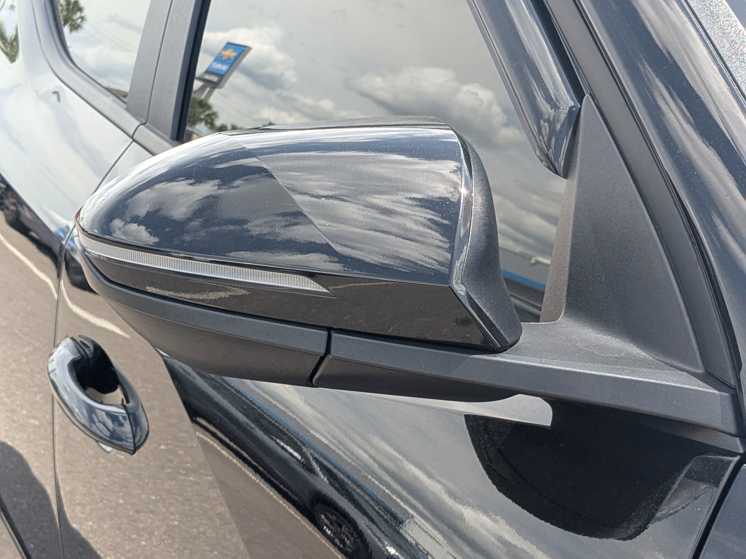 Used 2023  Hyundai SEL Premium image 11