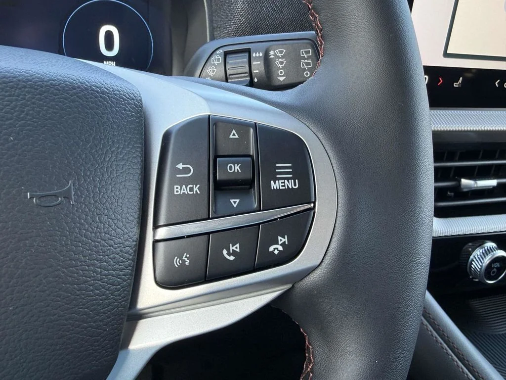 New 2026 Agate Black Metallic Ford Active image 19