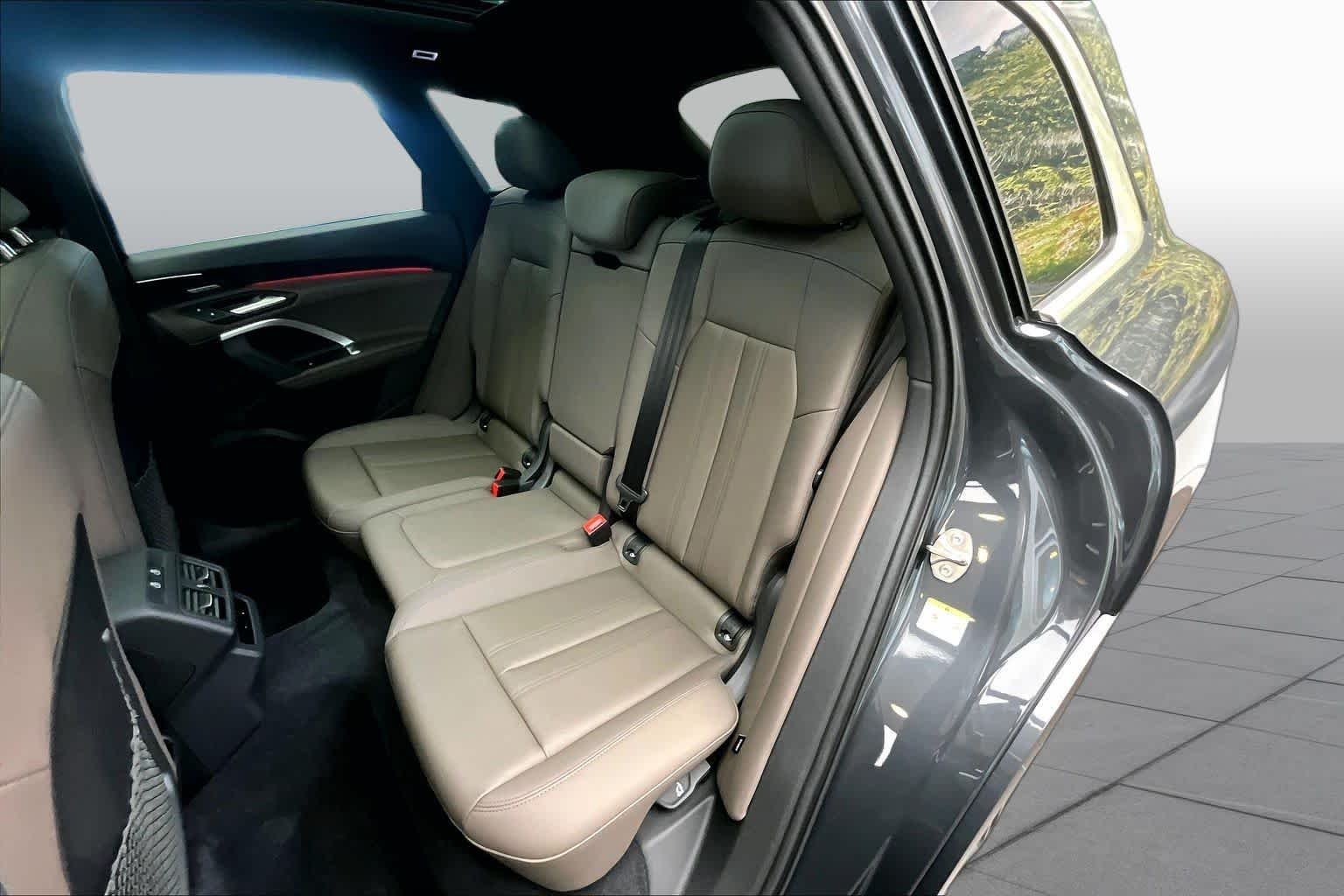 Certified Used 2025 Tambora Gray Metallic Audi Premium Plus image 20