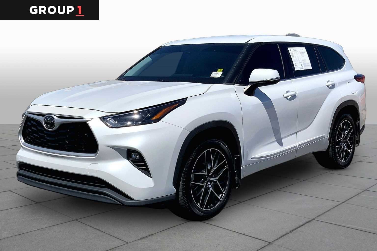 2022 Toyota Highlander LE