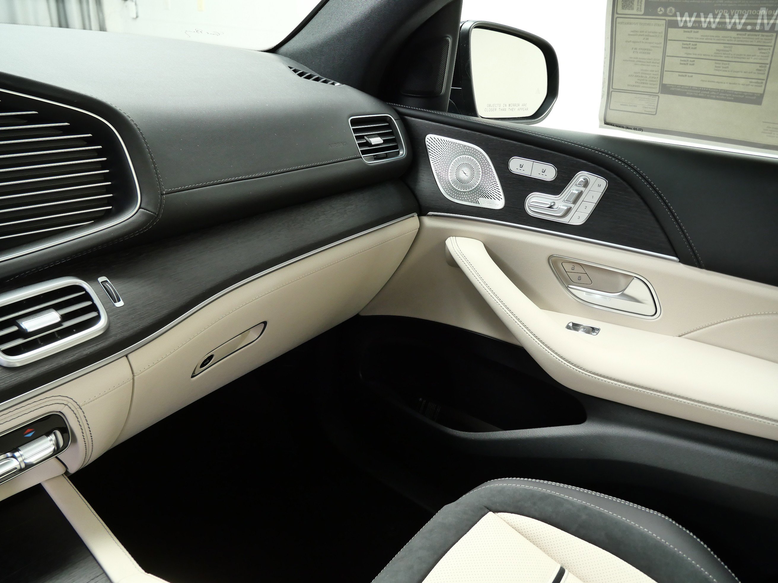 New 2026 Twilight Blue Metallic Mercedes-Benz AMG® GLE 53 4MATIC+ Coupe image 11