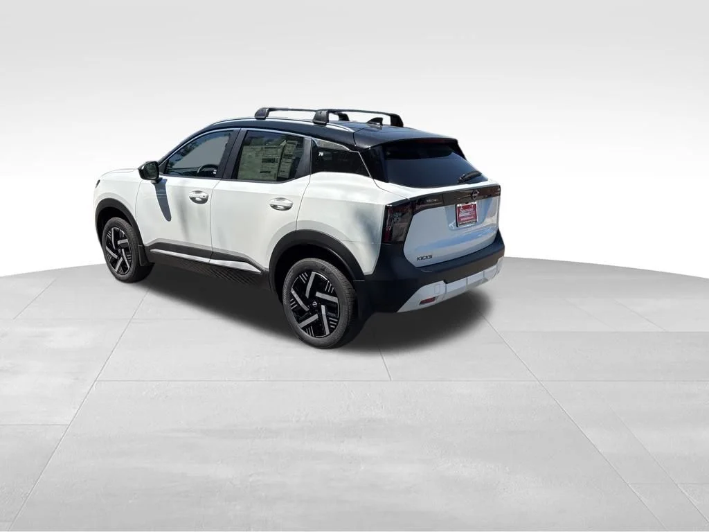 New 2026 Aspen White TriCoat / Super Black Two-tone Nissan SV image 2