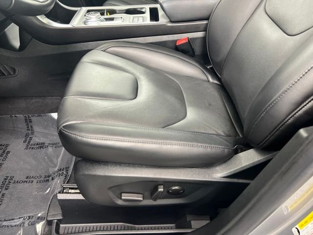 Used 2021 Silver Ford Titanium image 13