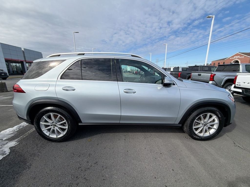 Used 2025 Black Mercedes-Benz GLE 350 image 9