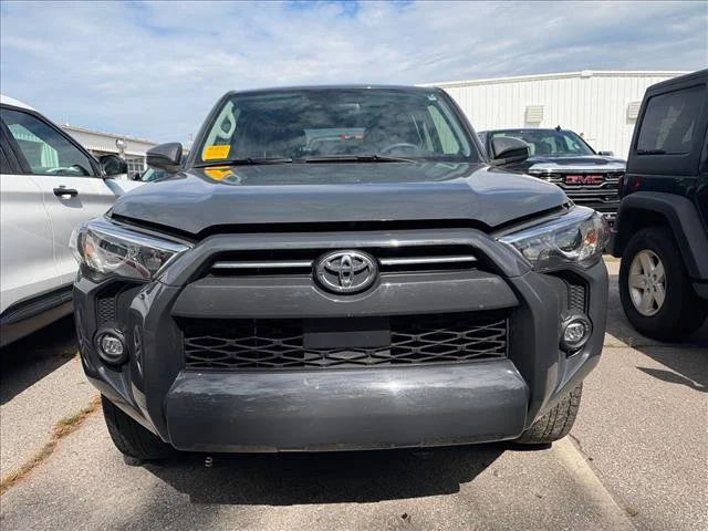 Used 2024  Toyota SR5 image 7