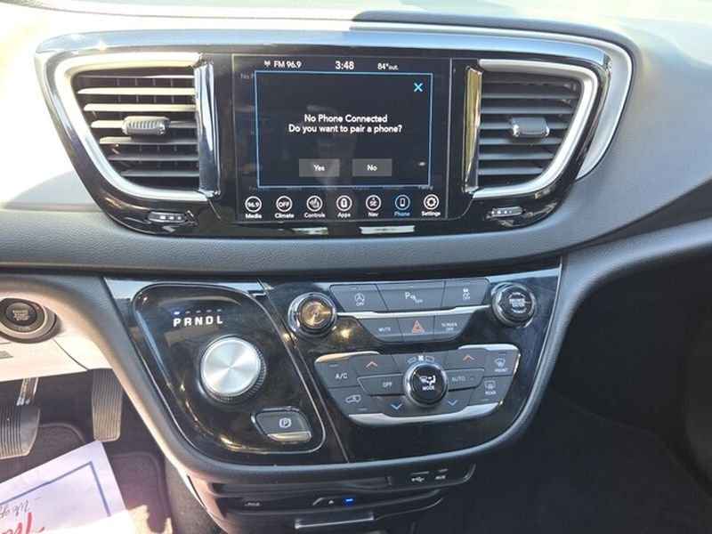 Used 2020 Ceramic Gray Clearcoat Chrysler Touring L Plus image 20