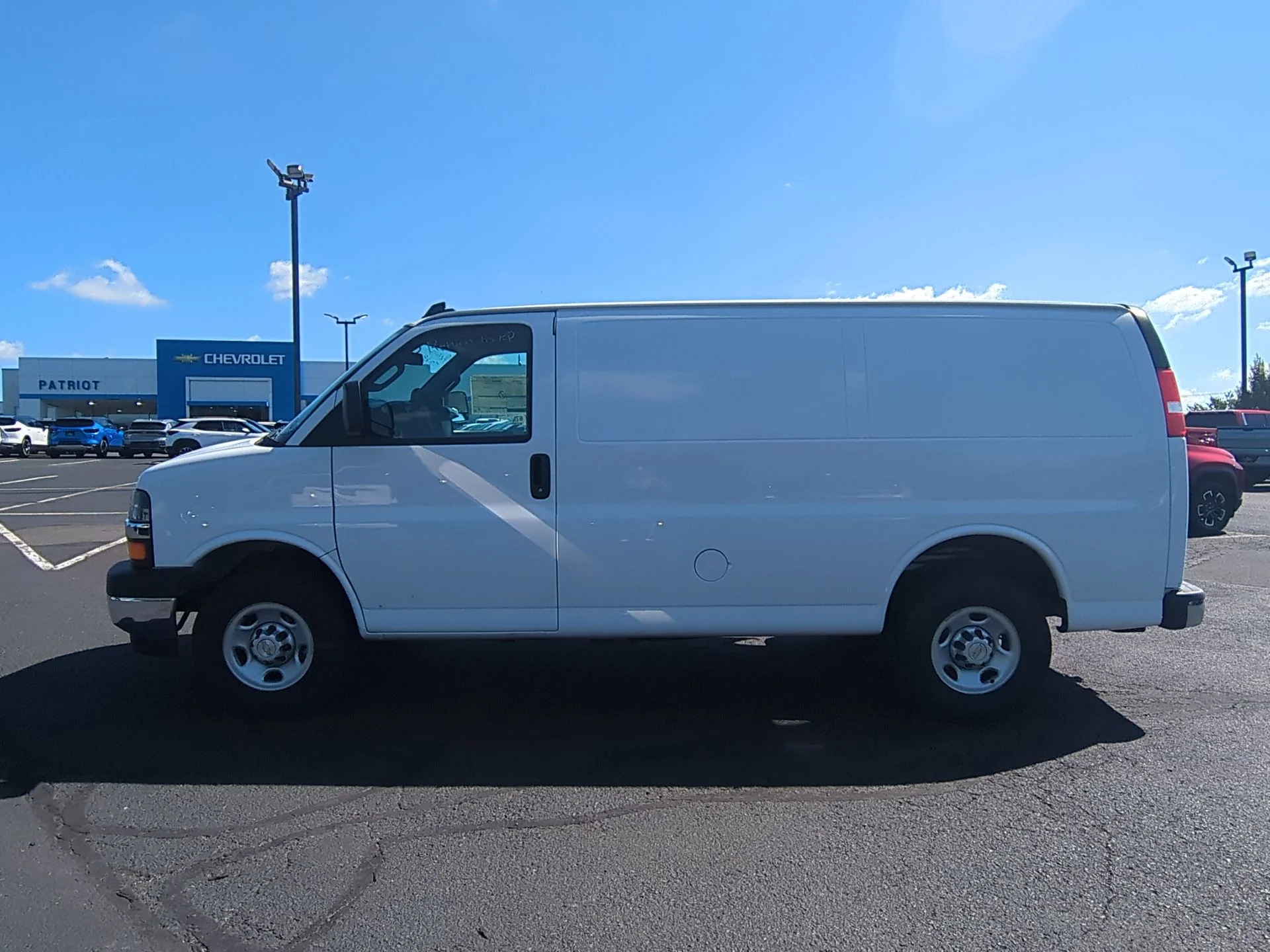 New 2024 Summit White Chevrolet WT image 40