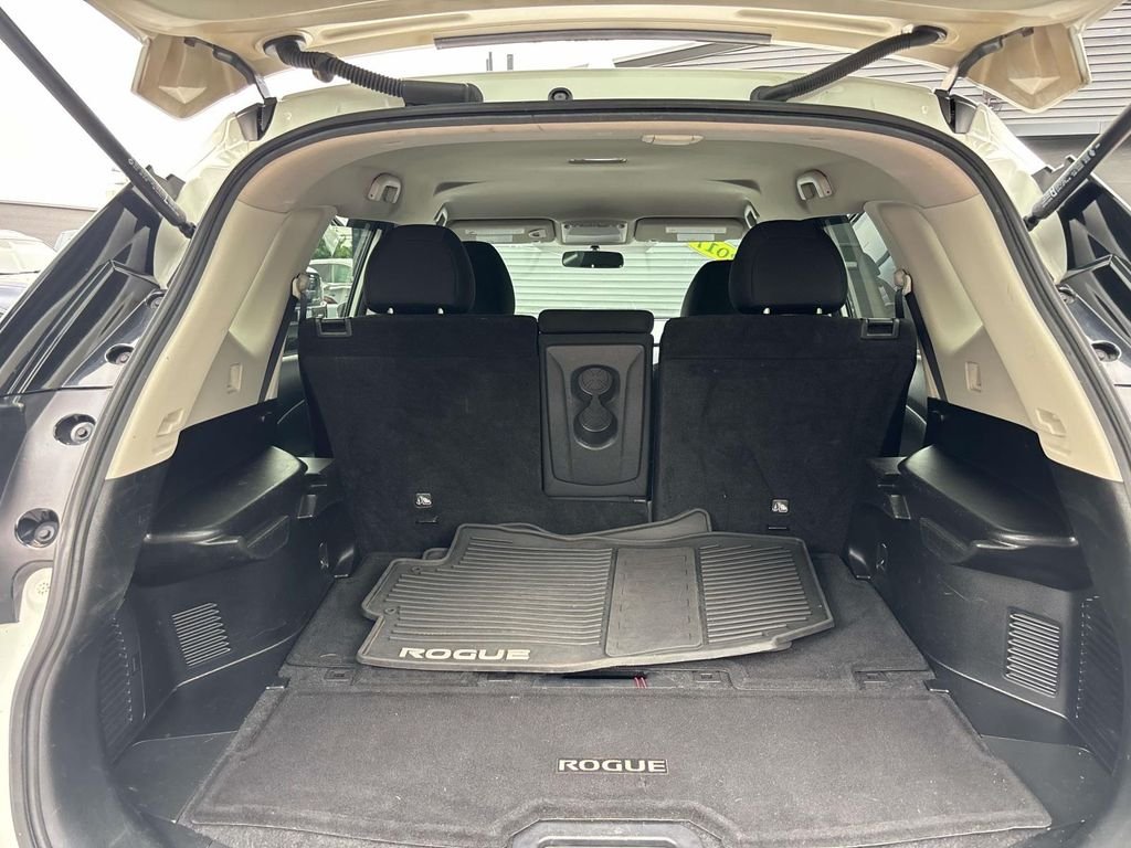Used 2017 White Nissan SV image 11