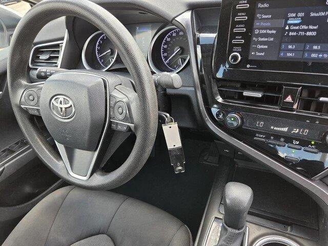 Used 2023 Ice Cap Toyota LE image 31