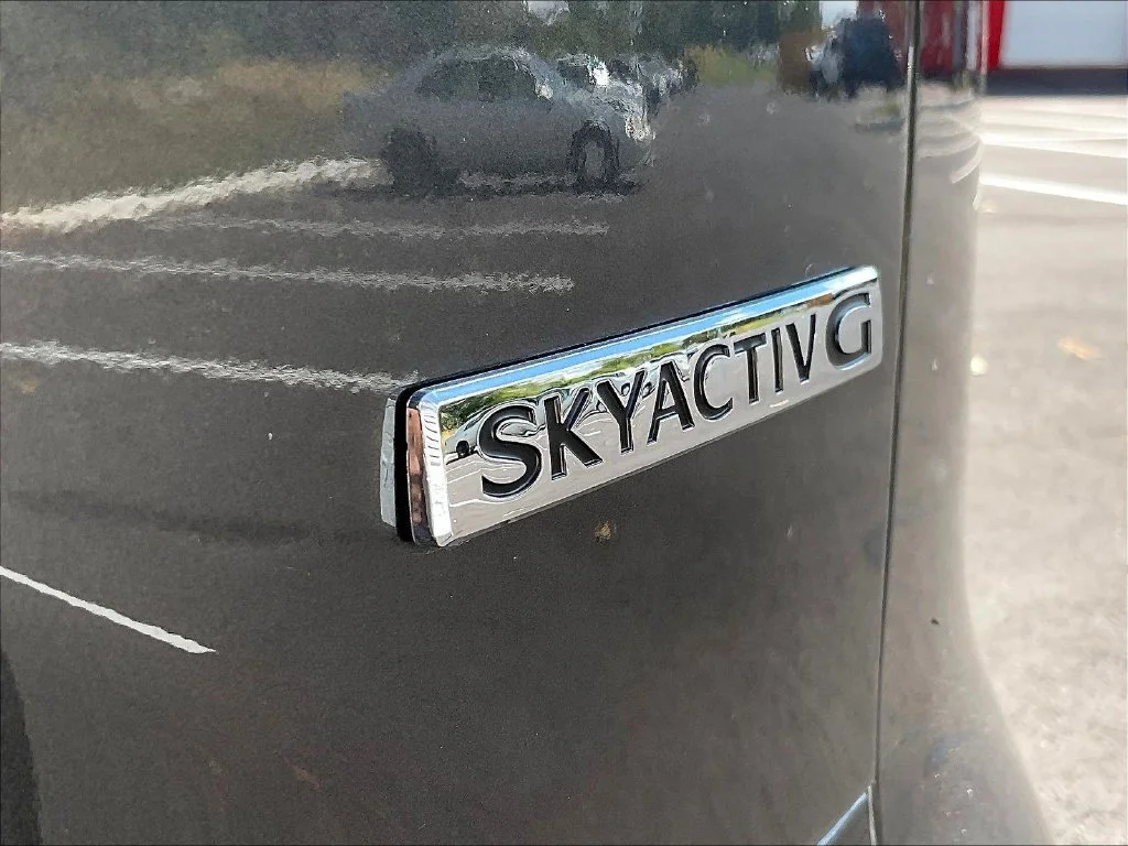 Used 2021 Machine Gray Mazda Signature image 28