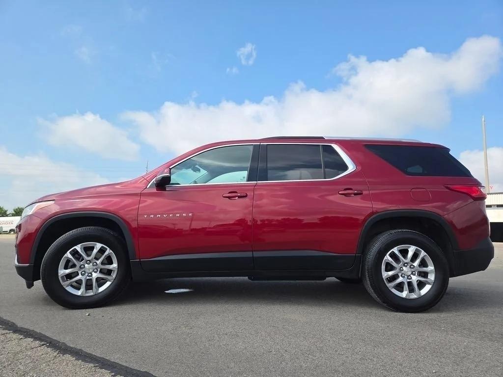 Used 2018 Cajun Red Tintcoat Chevrolet LT image 20