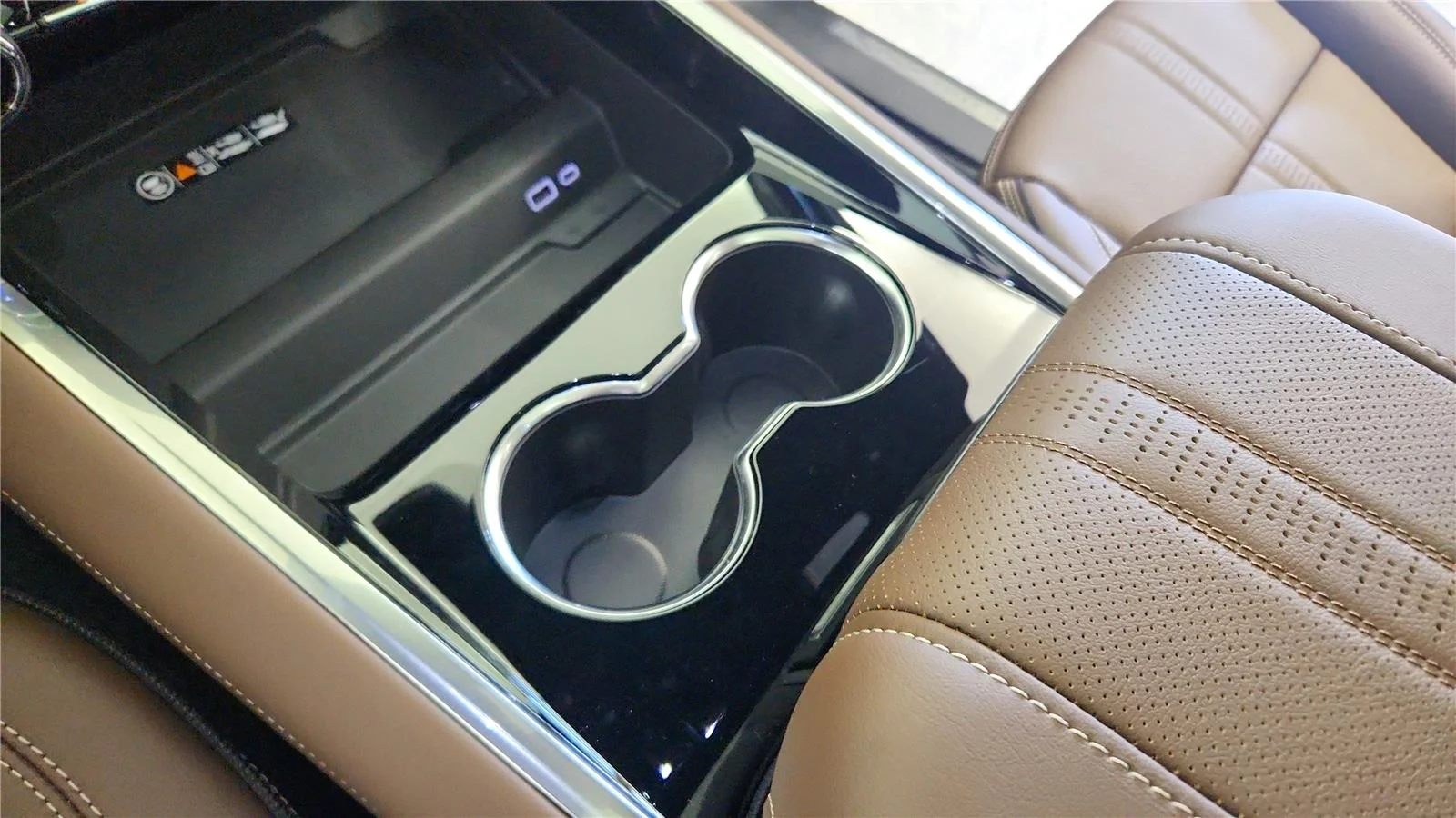 2026 Chevrolet Tahoe High Country - Photo 27