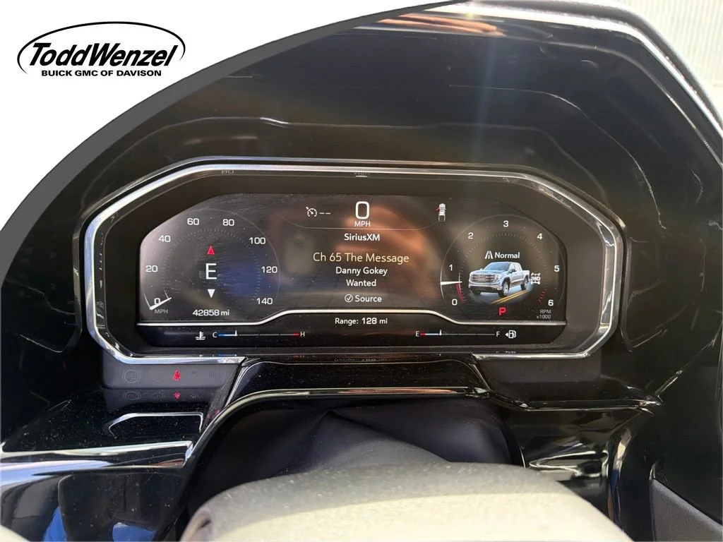 2023 GMC Sierra 4WD Crew Cab Short Box Elevation's photo