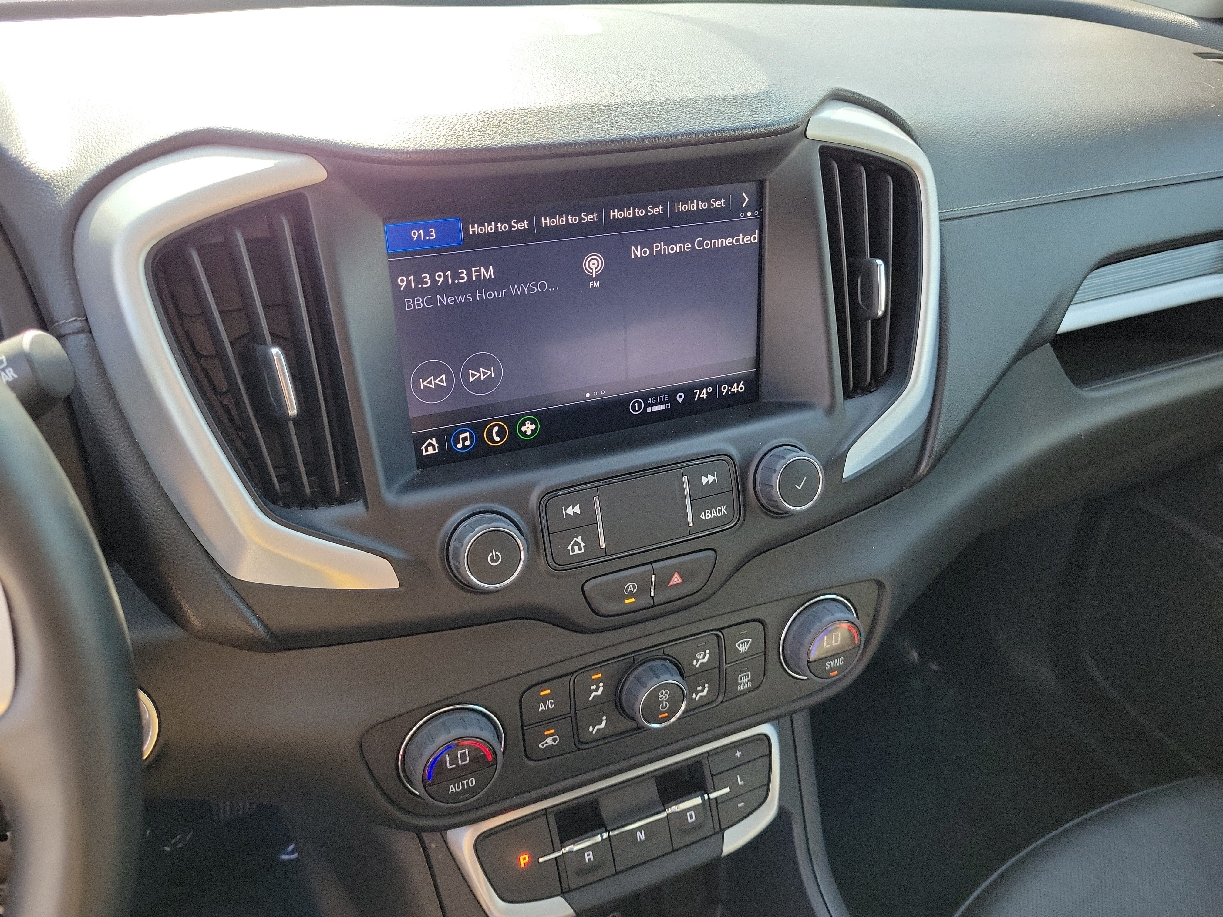 Certified Used 2024 Summit White GMC SLT image 30
