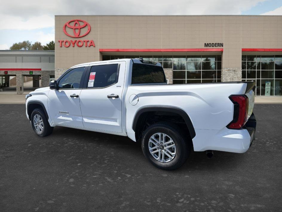 2026 Toyota Tundra SR5 - Photo 6