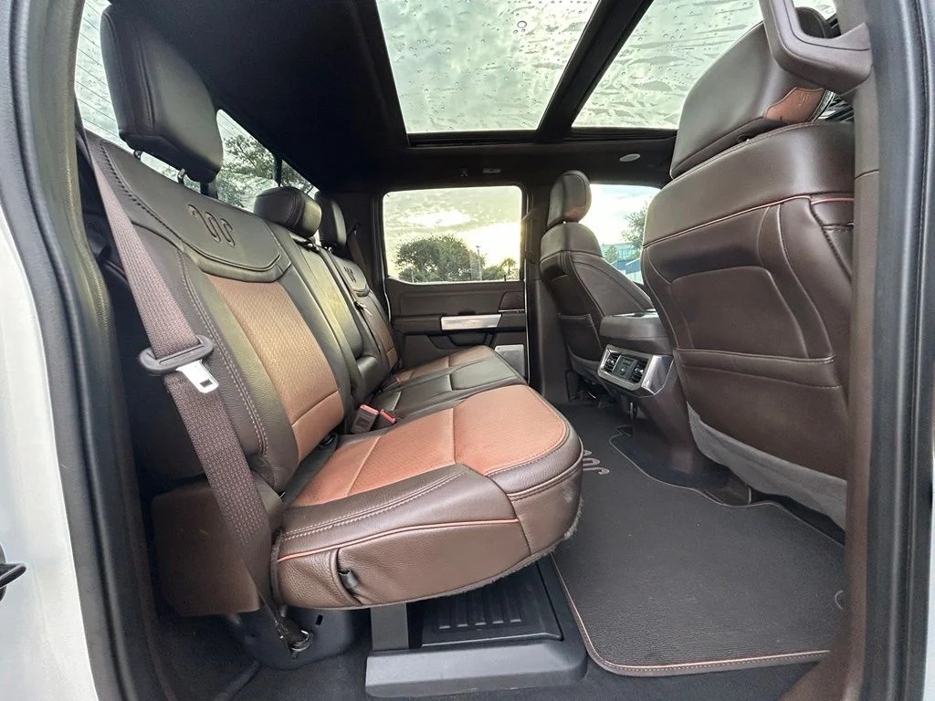 Used 2024 White Metallic Ford King Ranch image 33