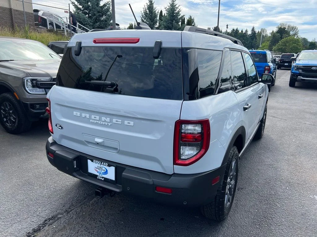 New 2026 Space White Metallic Ford Big Bend® image 7