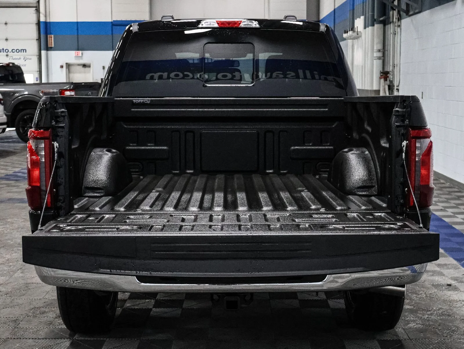 2026 Ford F-150 XLT - Photo 18