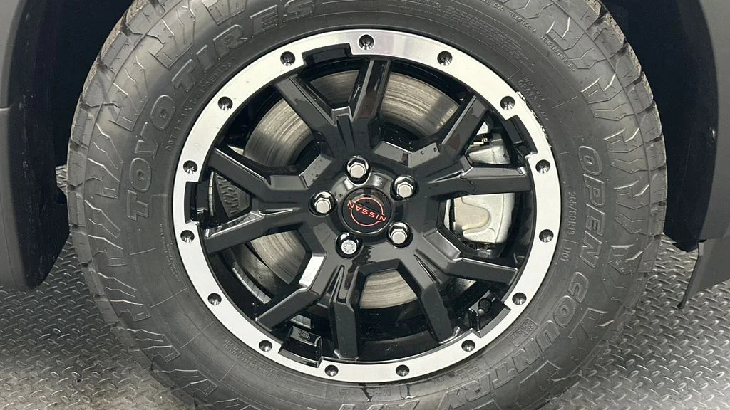 New 2026 Everest White Pearl TriCoat Nissan Rock Creek® image 18