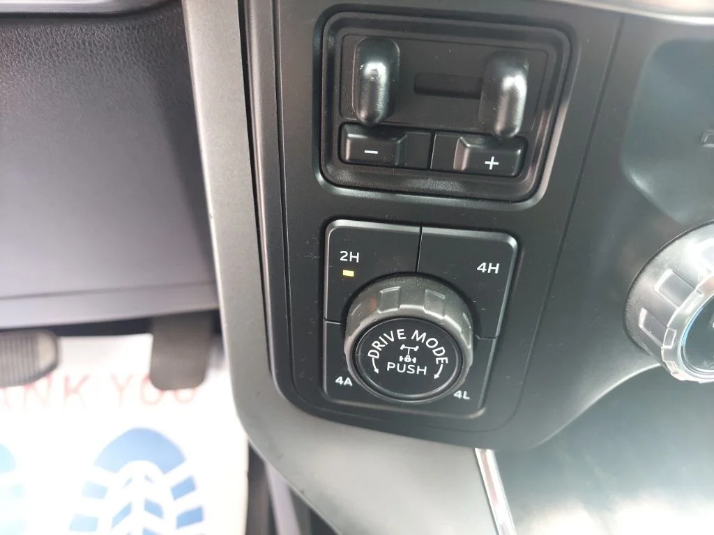 Used 2021 Silver Ford Lariat image 35