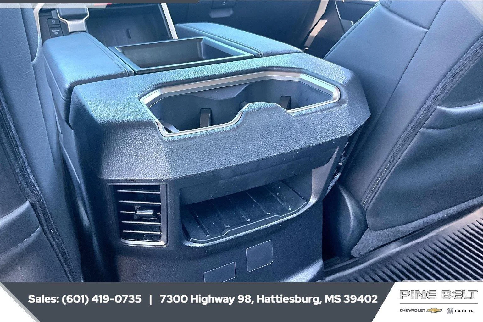 Used 2023 Ice Cap Toyota SR5 image 25