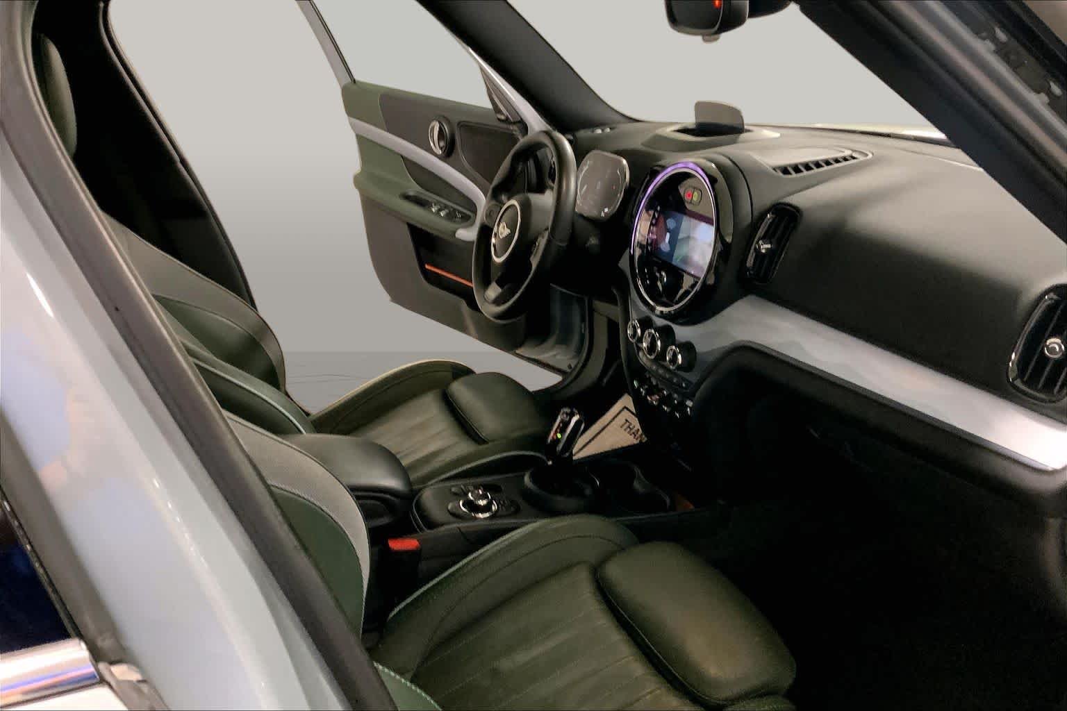 Used 2023 Momentum Grey MINI Cooper S image 8