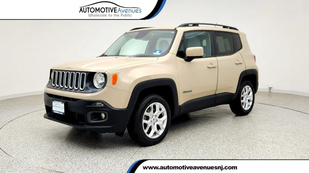 2015 Jeep Renegade Latitude 4x4's photo