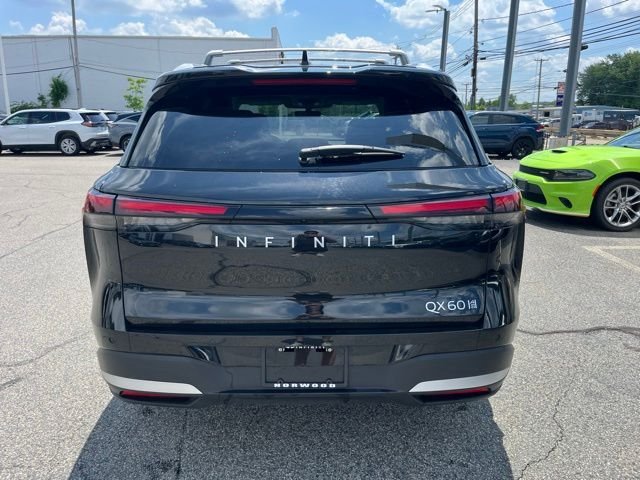 Certified Used 2026 Mineral INFINITI LUXE image 4