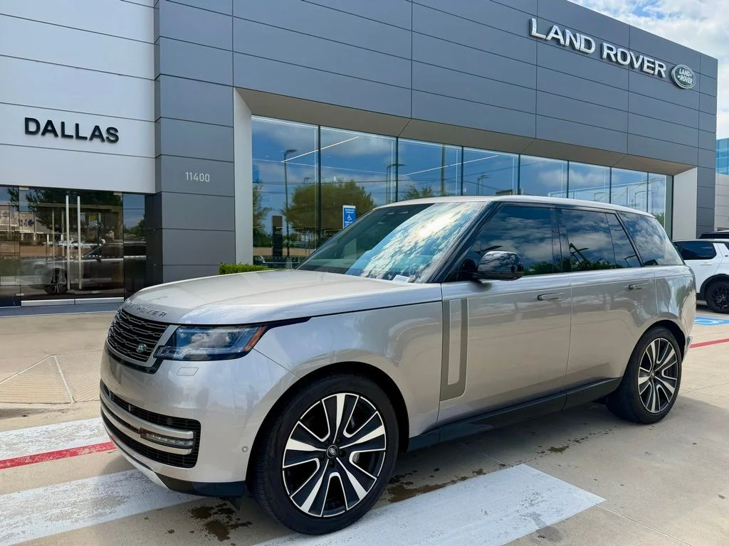 2024 Land Rover Range Rover 3.0 SE SWB's photo