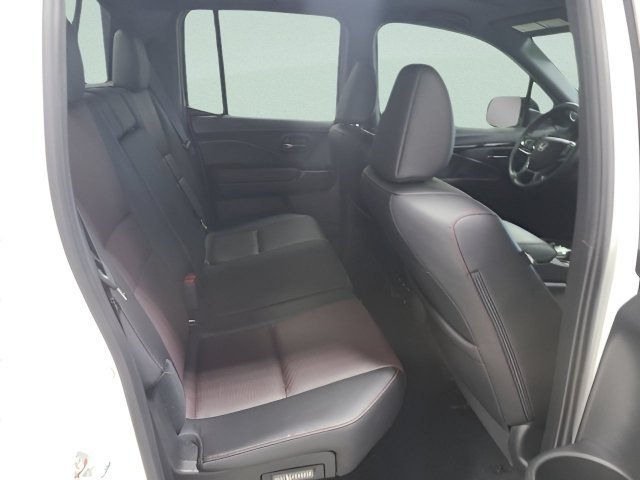 Certified Used 2024 Platinum White Pearl Honda AWD BLACK EDITION image 15
