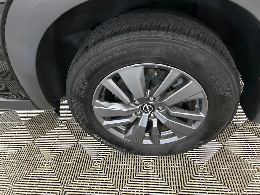 Used 2024 Black Nissan S image 10