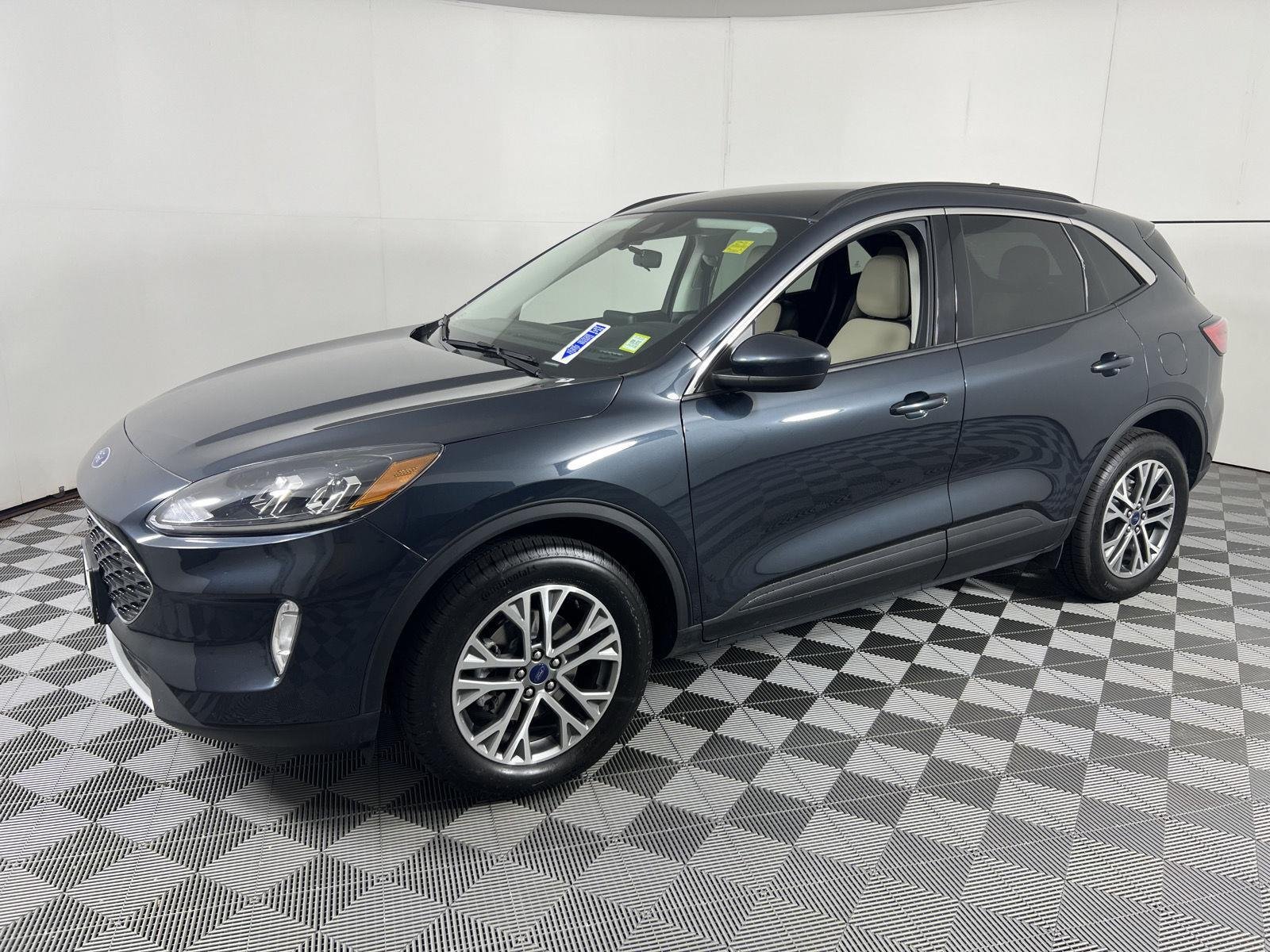 Used 2022 Stone Blue Ford SEL image 6