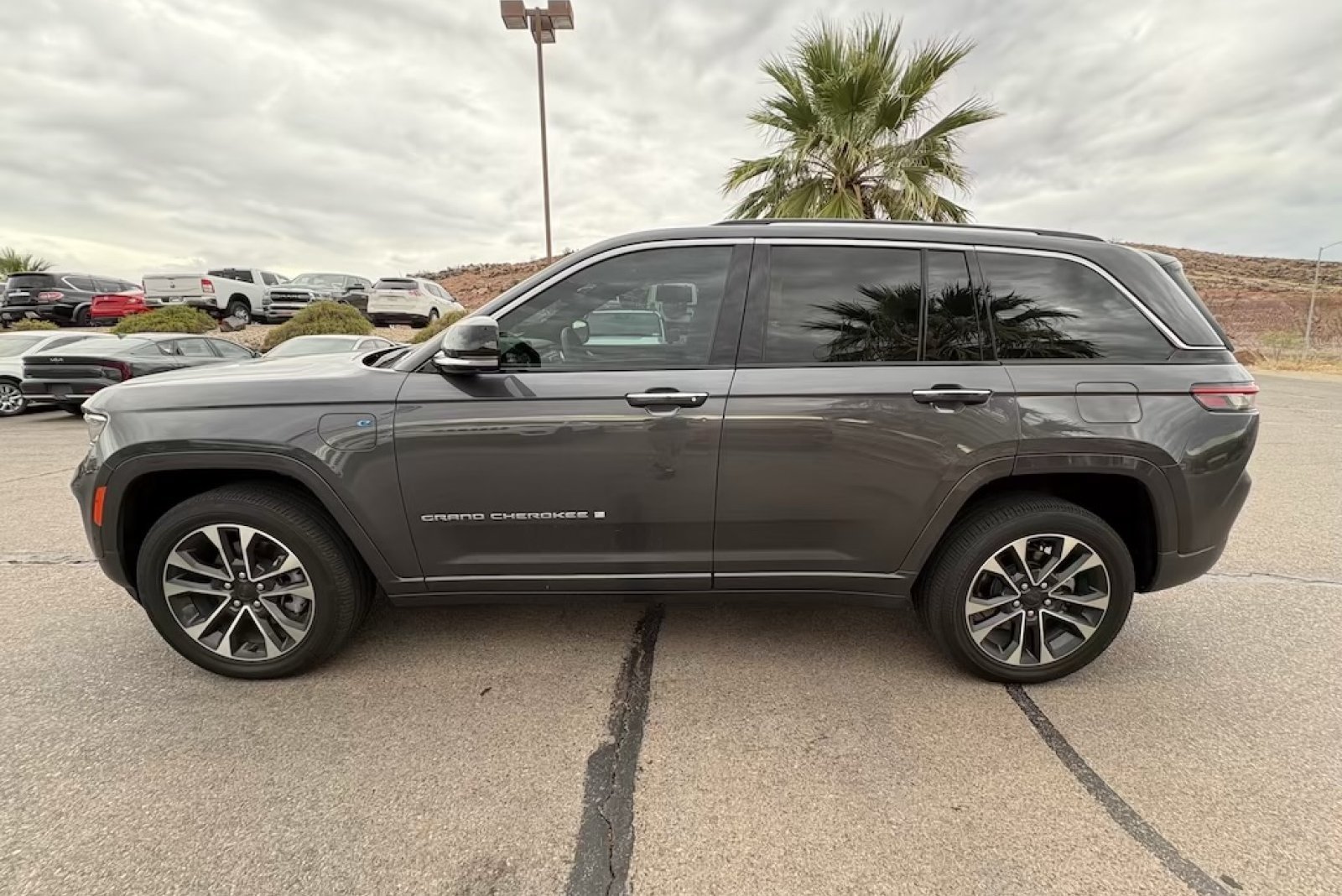 Certified Used 2023 Baltic Gray Metallic Clearcoat Jeep Overland image 2