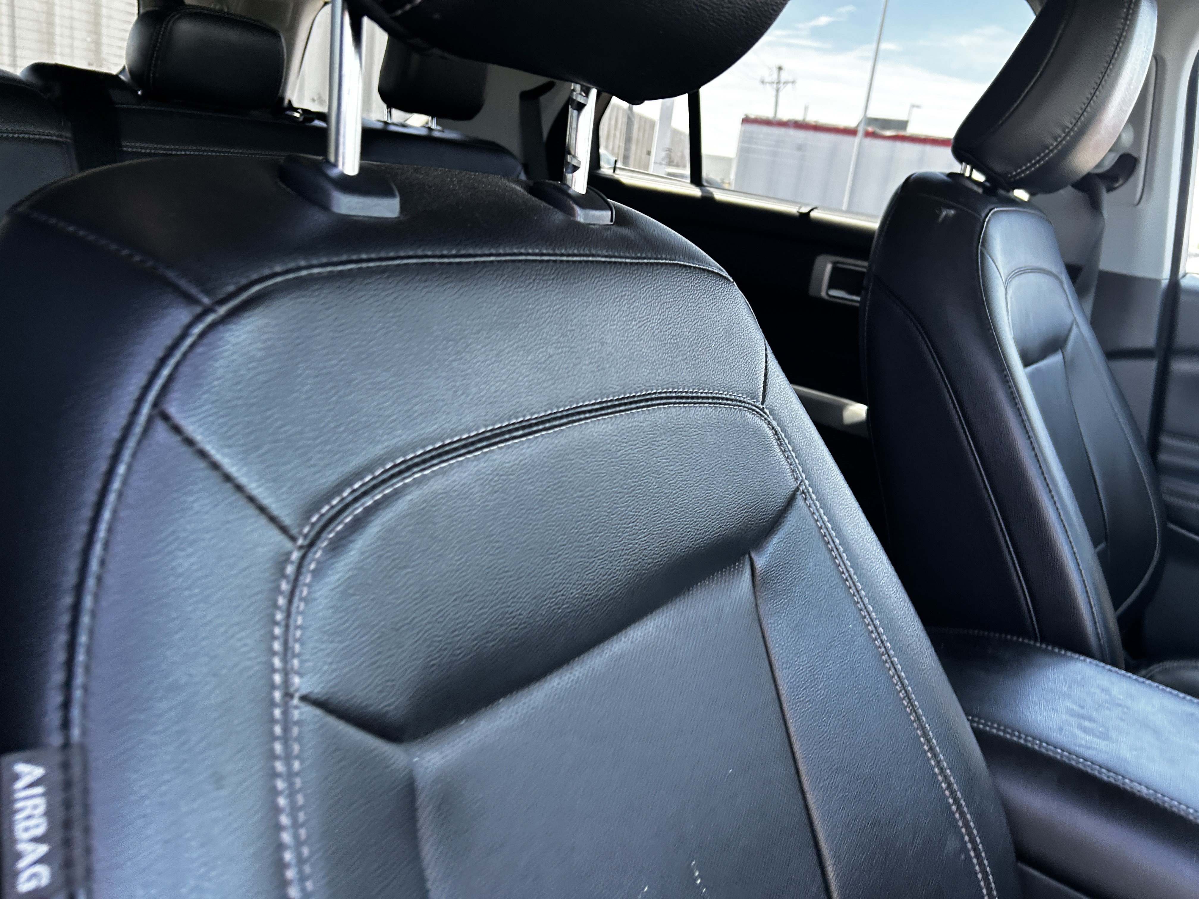Used 2021 Atlas Blue Metallic Ford Limited image 13