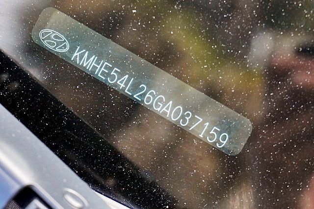 Used 2016 Gray Hyundai Limited image 33