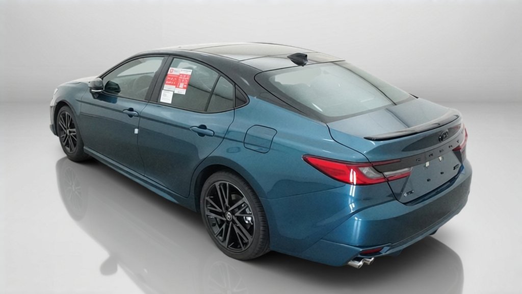 New 2026 Ocean Gem with Midnight Black Metallic roof Toyota XSE image 14