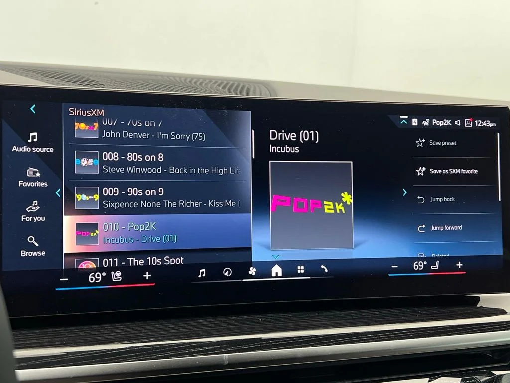 New 2027 Black Sapphire Metallic BMW xDrive40i image 14