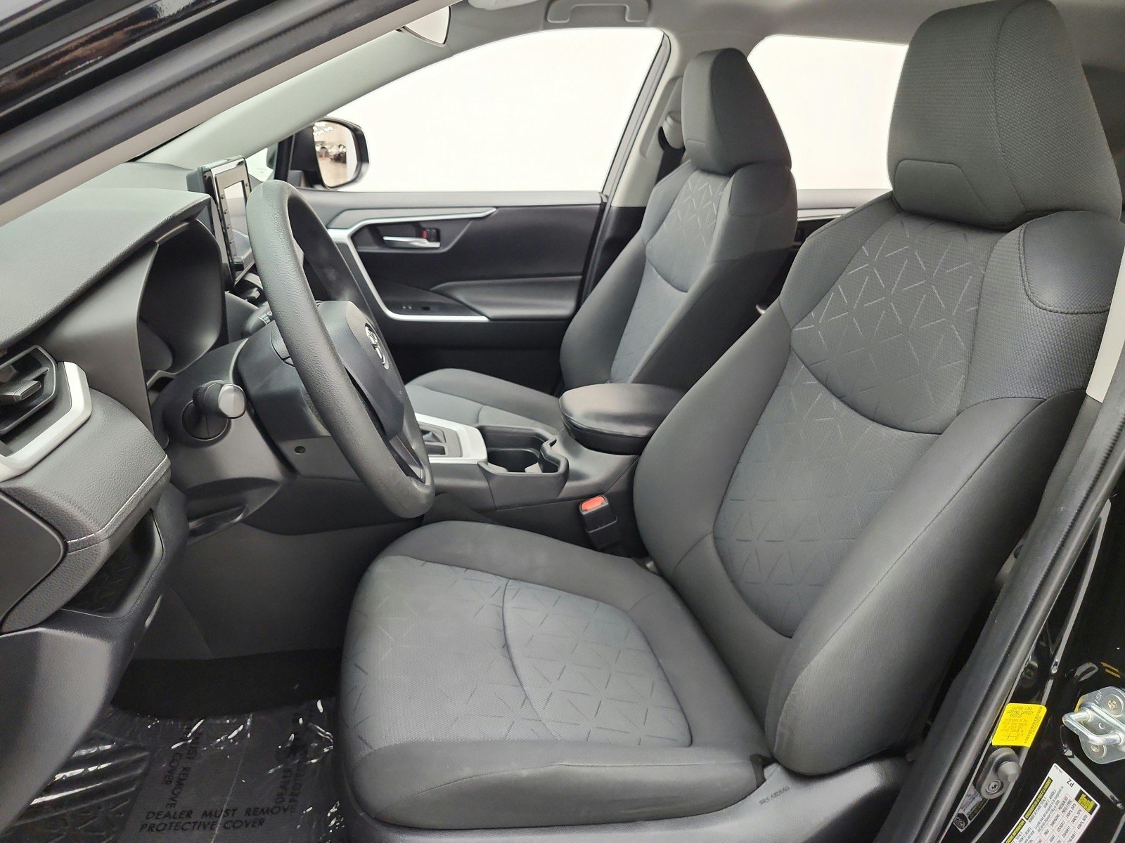 Used 2020 Midnight Black Metallic Toyota XLE FWD (Natl) image 14