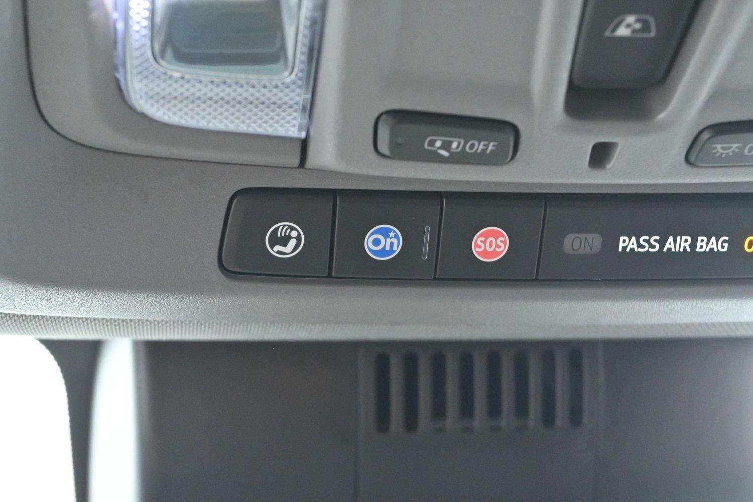 Used 2022 Silver Ice Metallic Chevrolet RST image 28