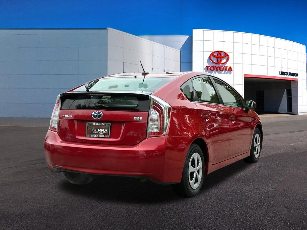 Used 2013 Red Toyota Three image 9