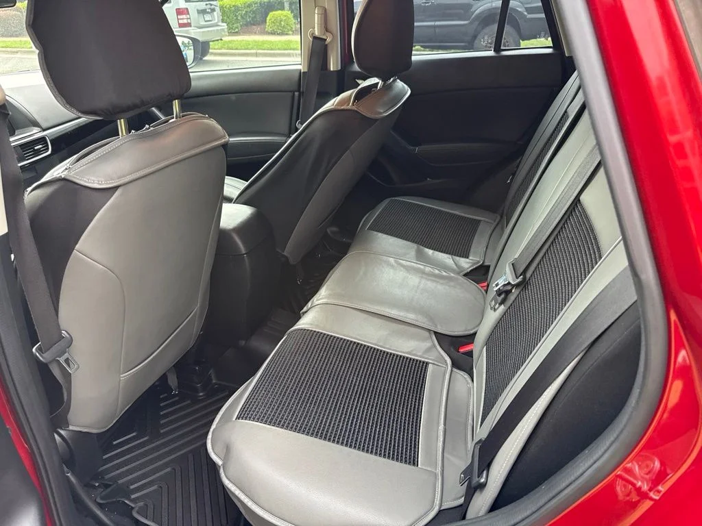 Used 2016 Red Mazda Sport image 13