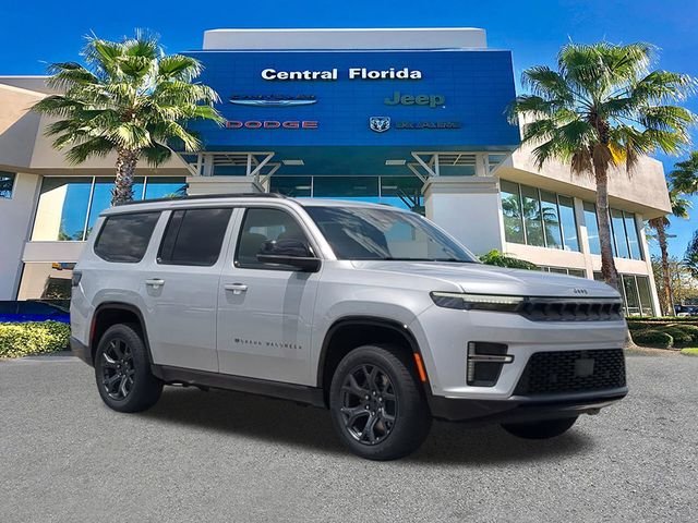 New 2026 Silver-Zynith Exterior Paint Jeep Limited Altitude image 2