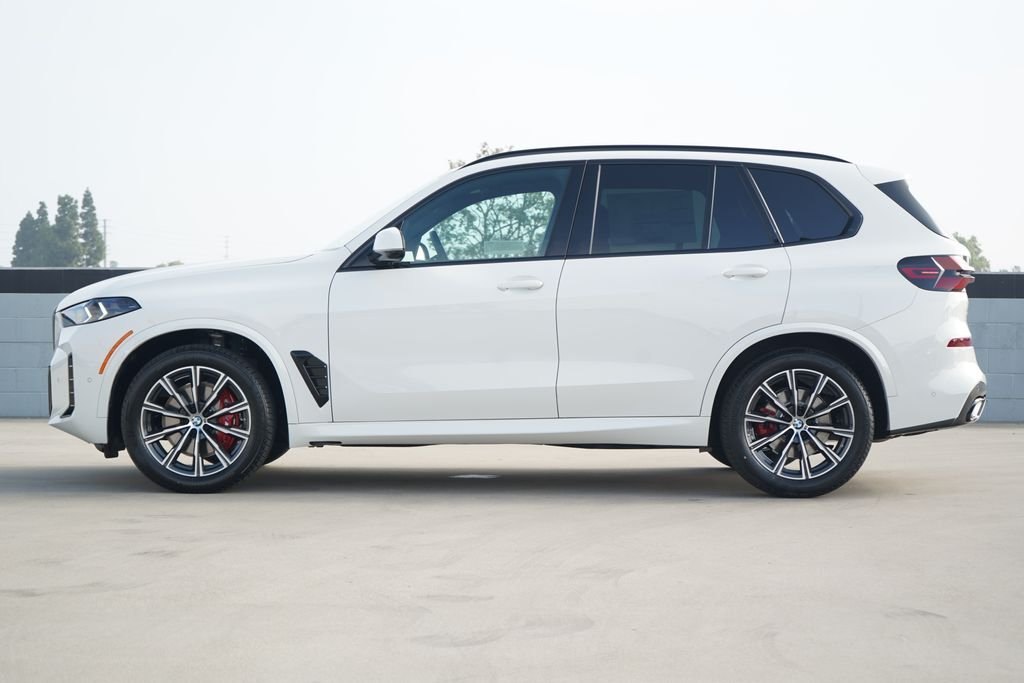 New 2026 Alpine White BMW xDrive40i image 4