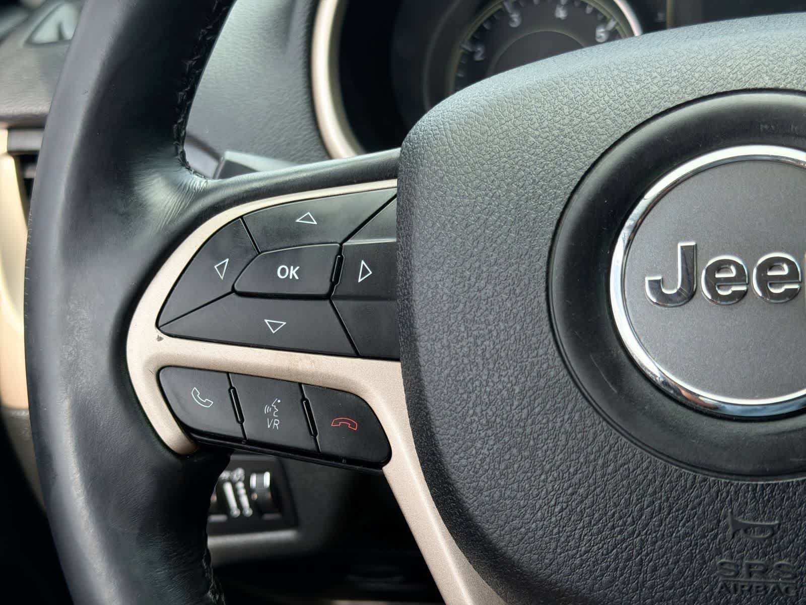 Used 2015 Deep Cherry Red Crystal Pearlcoat Jeep Latitude image 24