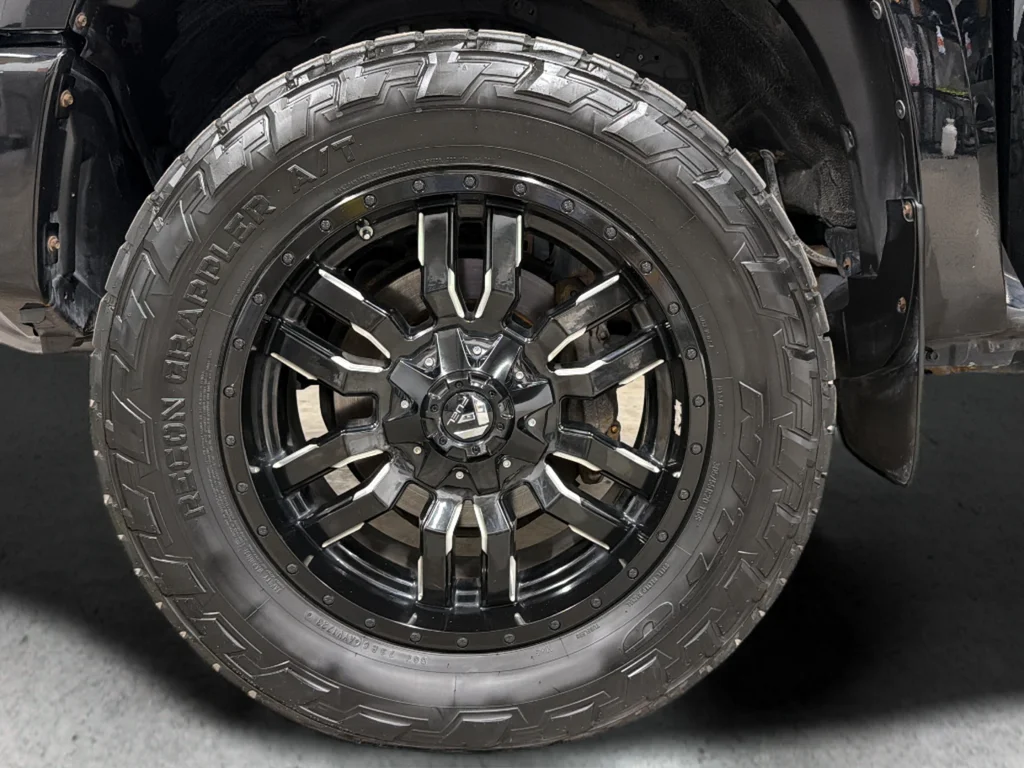 Used 2018 Black Toyota SR5 image 38