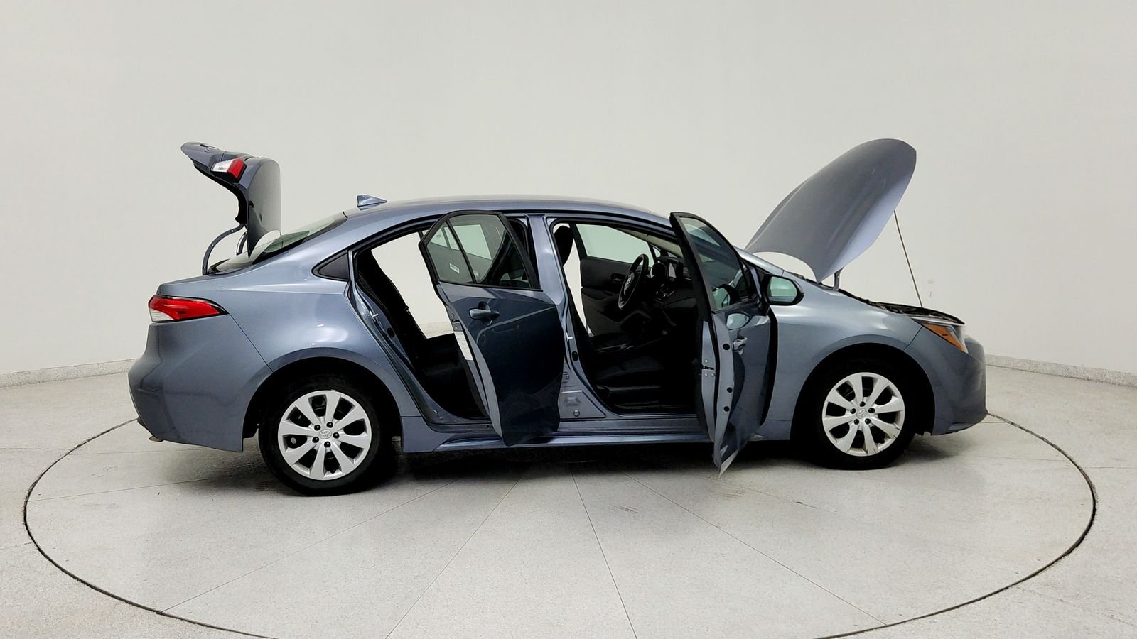Used 2024  Toyota LE image 14