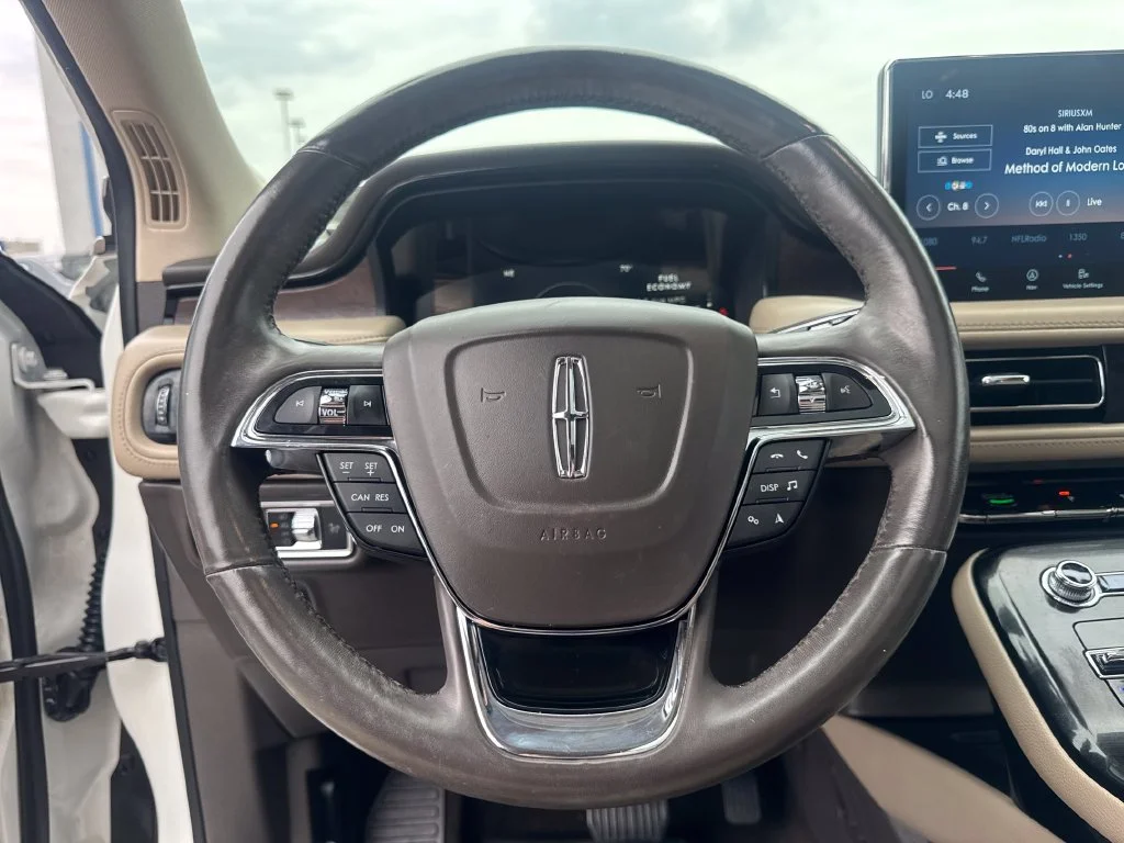 Used 2022 White Metallic Lincoln Reserve image 36